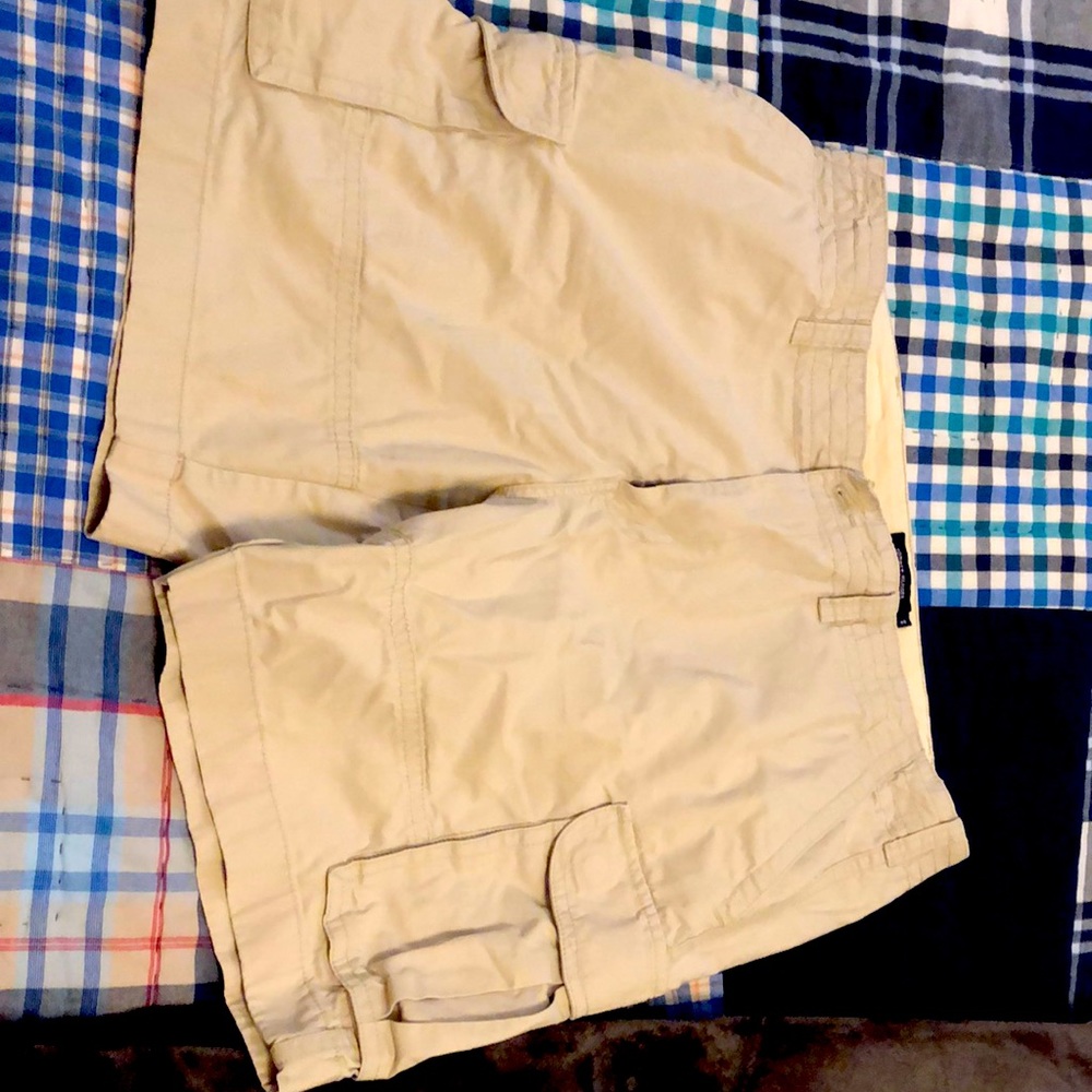 Tommy Hilfiger cargo short